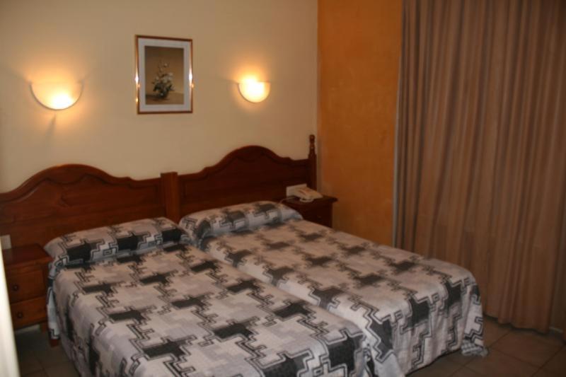 Hotel Sucara La Cortinada Kamer foto