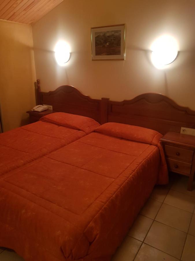 Hotel Sucara La Cortinada Buitenkant foto