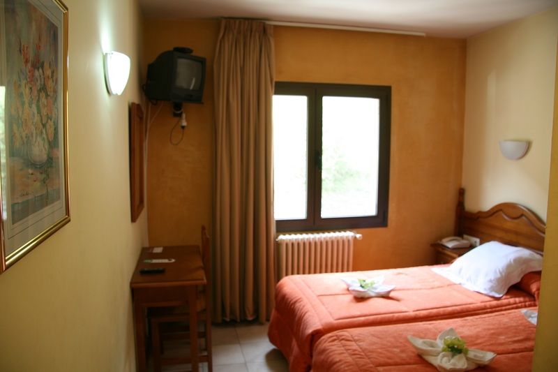 Hotel Sucara La Cortinada Buitenkant foto