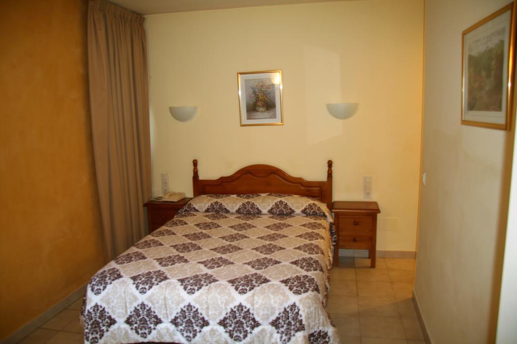 Hotel Sucara La Cortinada Buitenkant foto