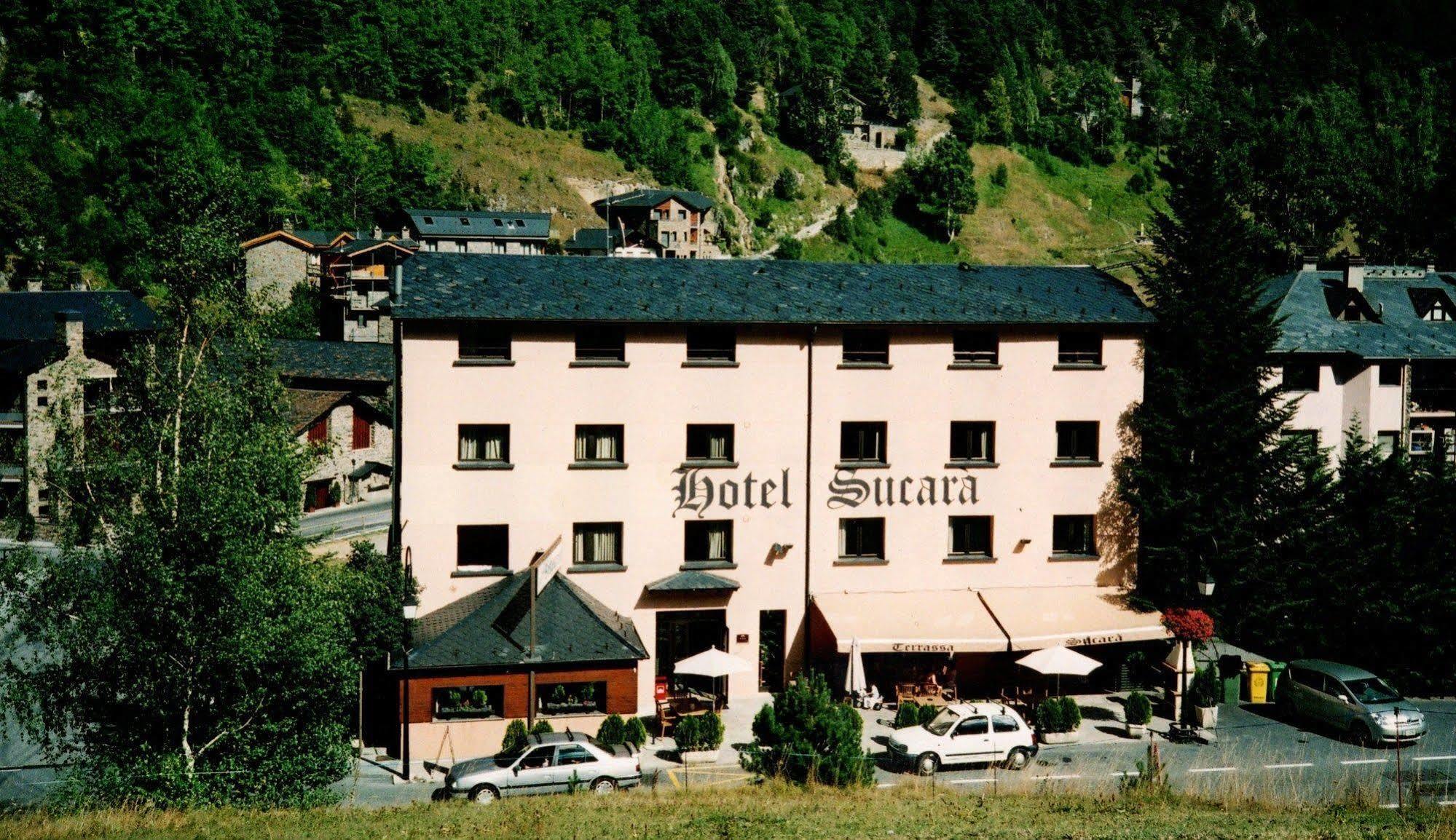 Hotel Sucara La Cortinada Buitenkant foto
