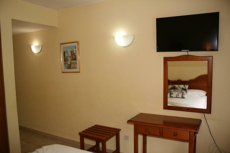 Hotel Sucara La Cortinada Buitenkant foto